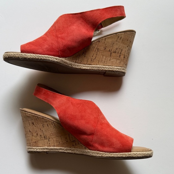 Franco Sarto Coral Suede Wedge Sandals - Picture 2 of 6